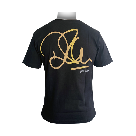T shirt signature